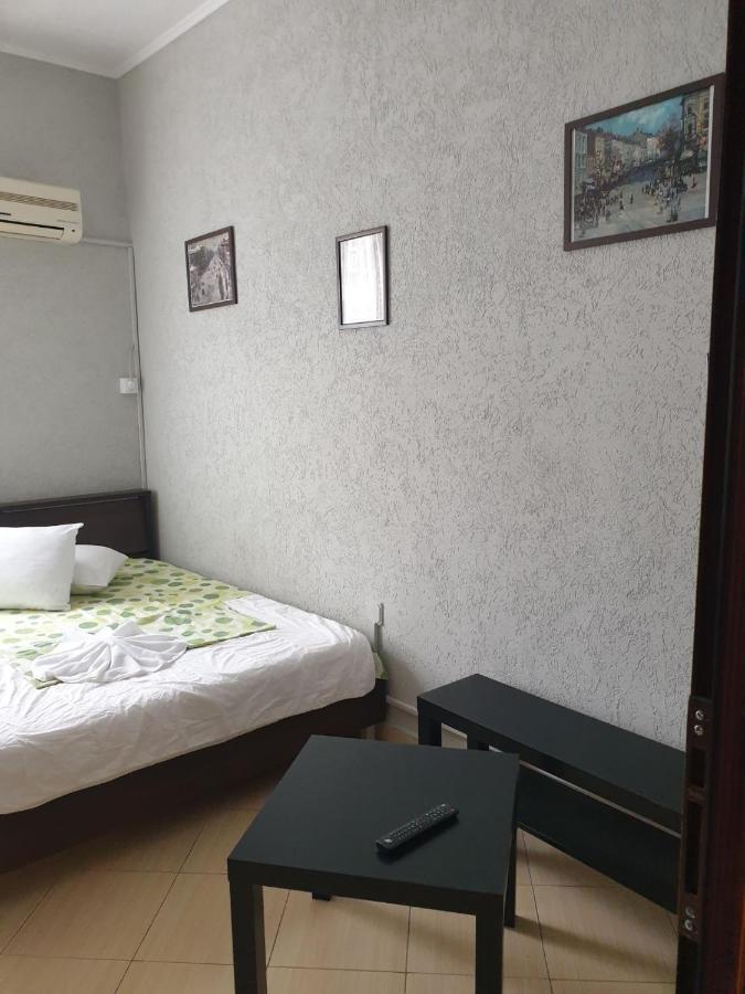 Km!Sofia - Стаи За Гости Extérieur photo